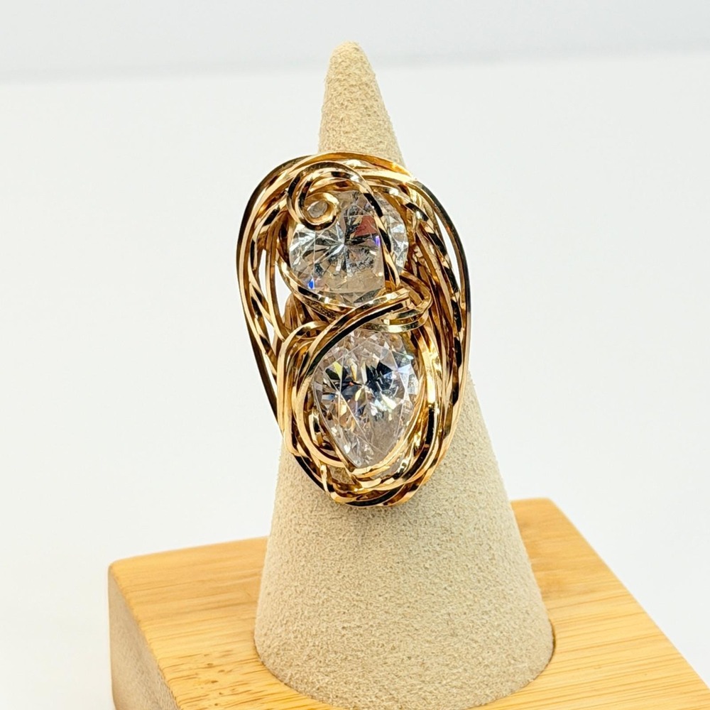 Chic Vintage 1970s Gold Tone Wire Wrapped Clear Crystal Statement Ring Size 7